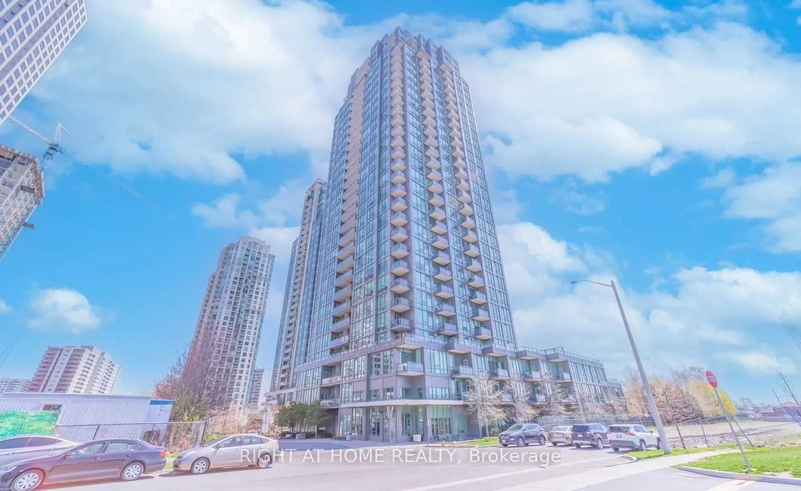 3525 Kariya Drive 210, Mississauga, On L5b 0c2