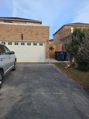 488 Baggetta Crescent, Mississauga, ON L5R 3G9
