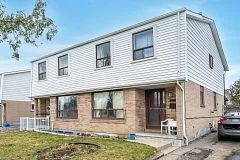 3114 Redbank Crescent, Mississauga, ON L4T 1V1