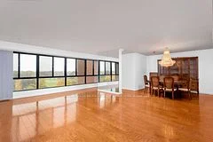 1400 Dixie Road 915, Mississauga, On L5e 3e1