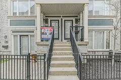 5035 Oscar Peterson Boulevard 15, Mississauga, On L5m 0p4