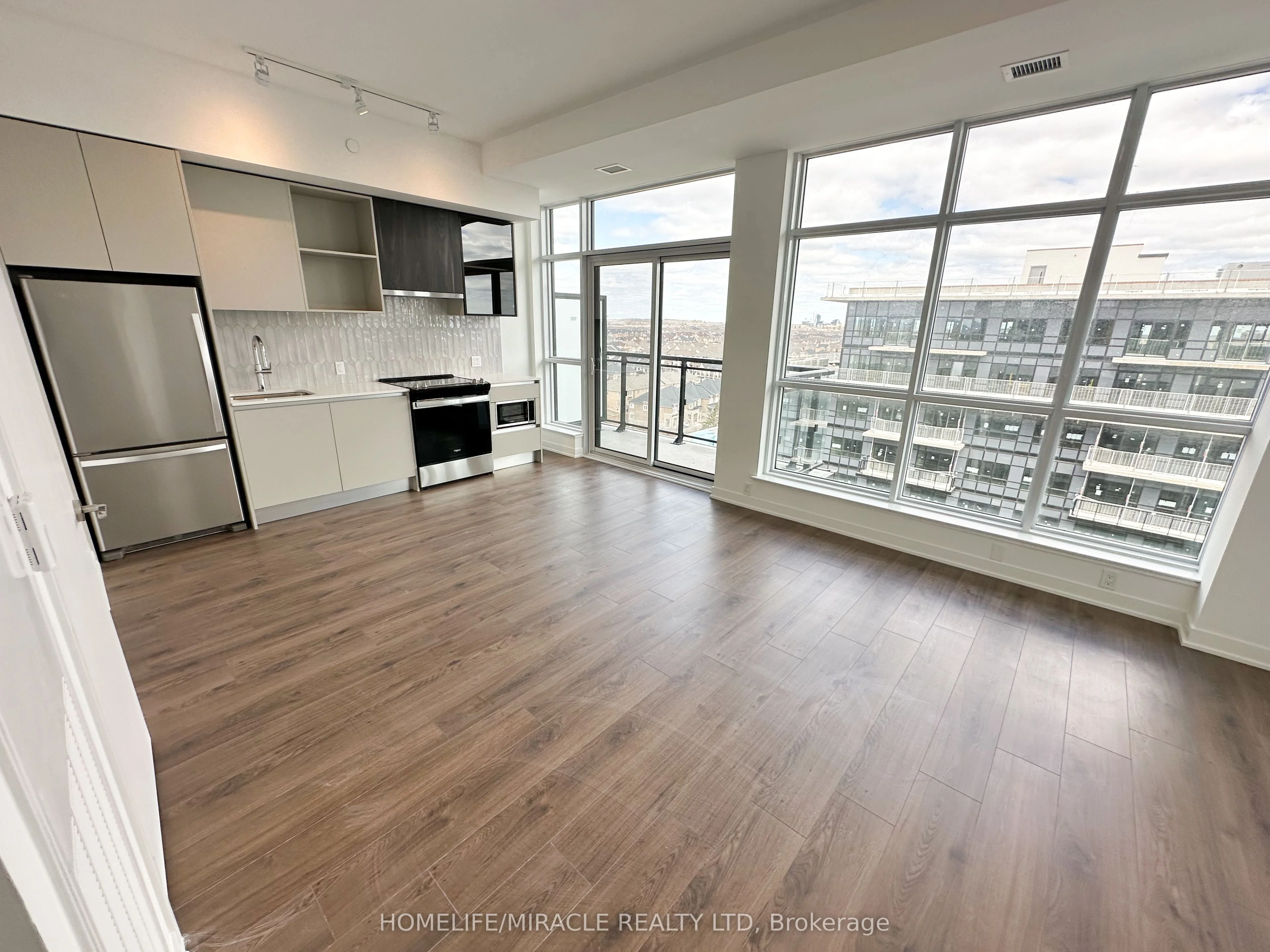405 Dundas Street W Ph7, Oakville, On L6m 5p9
