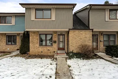 6433 Charing Drive 40, Mississauga, On L5n 1l5
