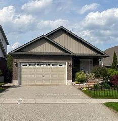 31 Sandringham Circle, Orangeville, On L9w 0a3