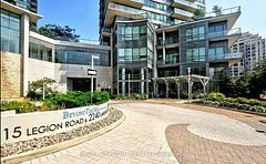 2240 Lake Shore Boulevard W 806, Toronto W06, ON M8V 0B1
