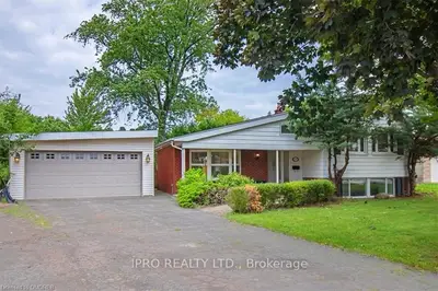 600 Weynway Court, Oakville, On L6l 4g7