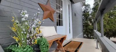 164 Trafalgar Road Blroom, Oakville, On L6j 3g6