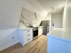 57 Cowan Avenue 401, Toronto W01, On M6k 2n1