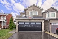 7318 Aldercrest Drive, Mississauga, ON L5N 7T3