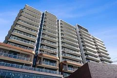 220 Missinnihe Way 319, Mississauga, On L5h 0a9