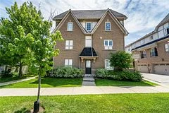 2361 Parkhaven Boulevard 11, Oakville, ON L6H 7S7