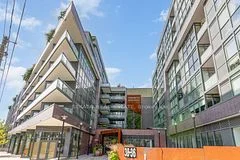 38 Howard Park Avenue 418, Toronto W01, On M6r 0a7