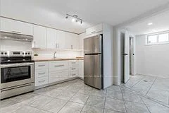 25 Lonborough Avenue Bsmt, Toronto W04, On M6m 1x2