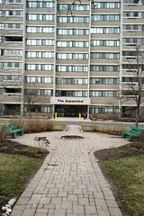 50 Elm Drive E 1209, Mississauga, ON L5A 3X2