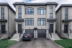 25 Antonio Court Main, Toronto W05, On M9l 2j7