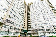 3590 Kaneff Crescent 602, Mississauga, On L5a 3x3
