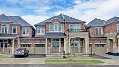 126 Toucan Trail, Oakville, ON L6H 0Y1