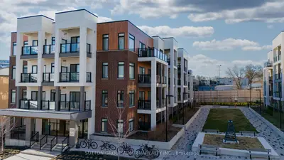 130 Canon Jackson Drive 201, Toronto W04, On M6m 0b7