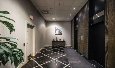 2737 Keele Street 1005, Toronto W05, On M3m 2e9