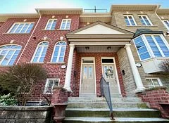 4 Superior Creek Lane, Toronto W06, ON M8Z 6C5