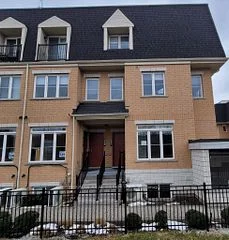 380 Hopewell Avenue 127, Toronto W04, ON M6E 2S2
