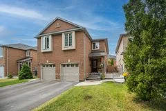 5494 Cosmic Crescent, Mississauga, ON L4Z 3R8