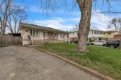 305 Montego Road, Mississauga, On L5b 1c6