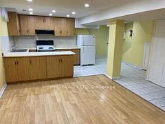 72 Glenn Hawthorne Boulevard Bsmt, Mississauga, On L5r 2k4