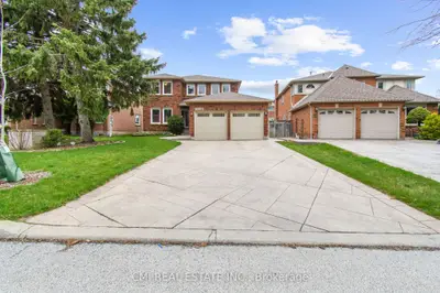 3538 Burgess Crescent, Mississauga, On L5l 4y8