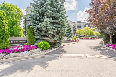 245 Dalesford Road 512, Toronto W07, On M8y 4h7