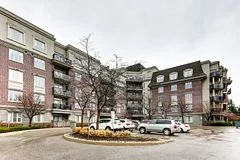 245 Dalesford Road 422, Toronto W07, On M8y 4h7
