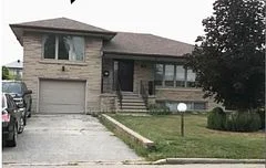 16 Lilywood Road, Toronto W04, ON M6B 1V4