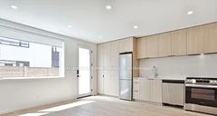 28 Salem Avenue 1, Toronto W02, On M6h 3c1