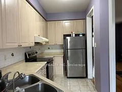 1396 Weir Chase, Mississauga, ON L5V 2W9