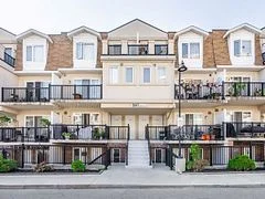 3047 Finch Avenue W 1022, Toronto W05, On M9m 0a5
