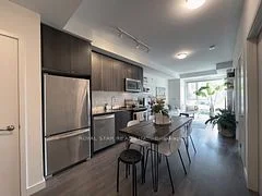 150 Sabina Drive 106, Oakville, ON L6H 0W3