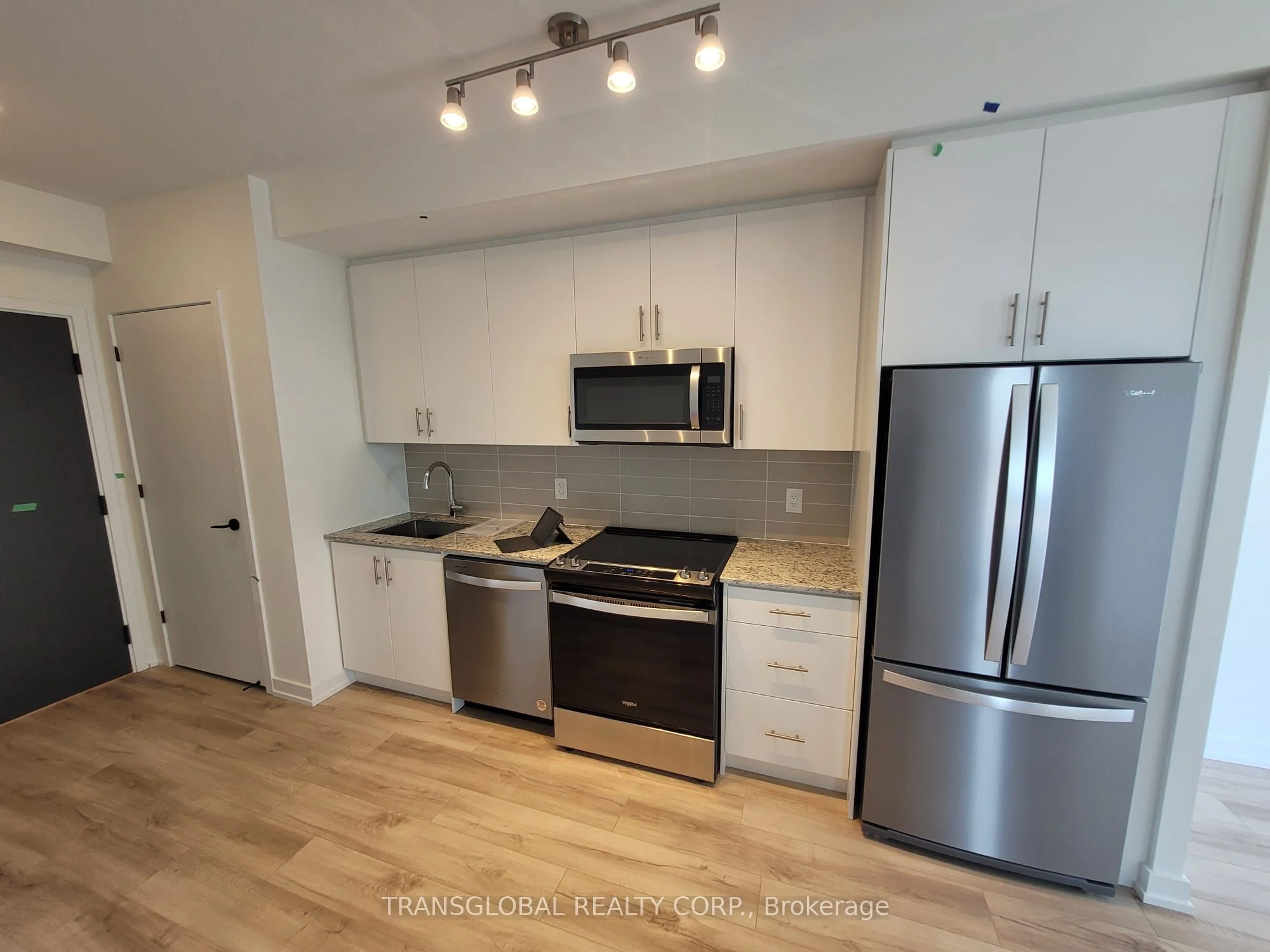 335 Wheat Boom Drive 708, Oakville, On L6h 7c2