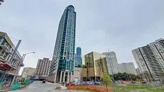 208 Enfield Place 1210, Mississauga, On L5b 0g8