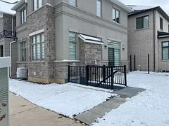 1449 Everest Crescent Low Lvl, Oakville, On L6h 3s4