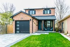 3138 Bartholomew Crescent, Mississauga, ON L5N 3L1