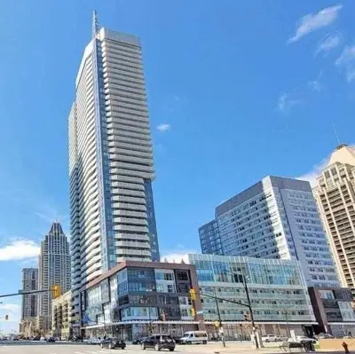 4065 Confederation Parkway 3903, Mississauga, On L5b 4n1
