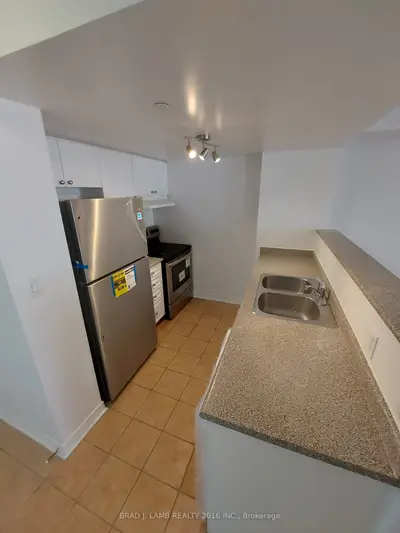 1401 Dupont Street 301, Toronto W02, On M6h 4j7