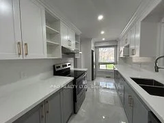 4164 Tea Garden Circle, Mississauga, On L5b 2w8