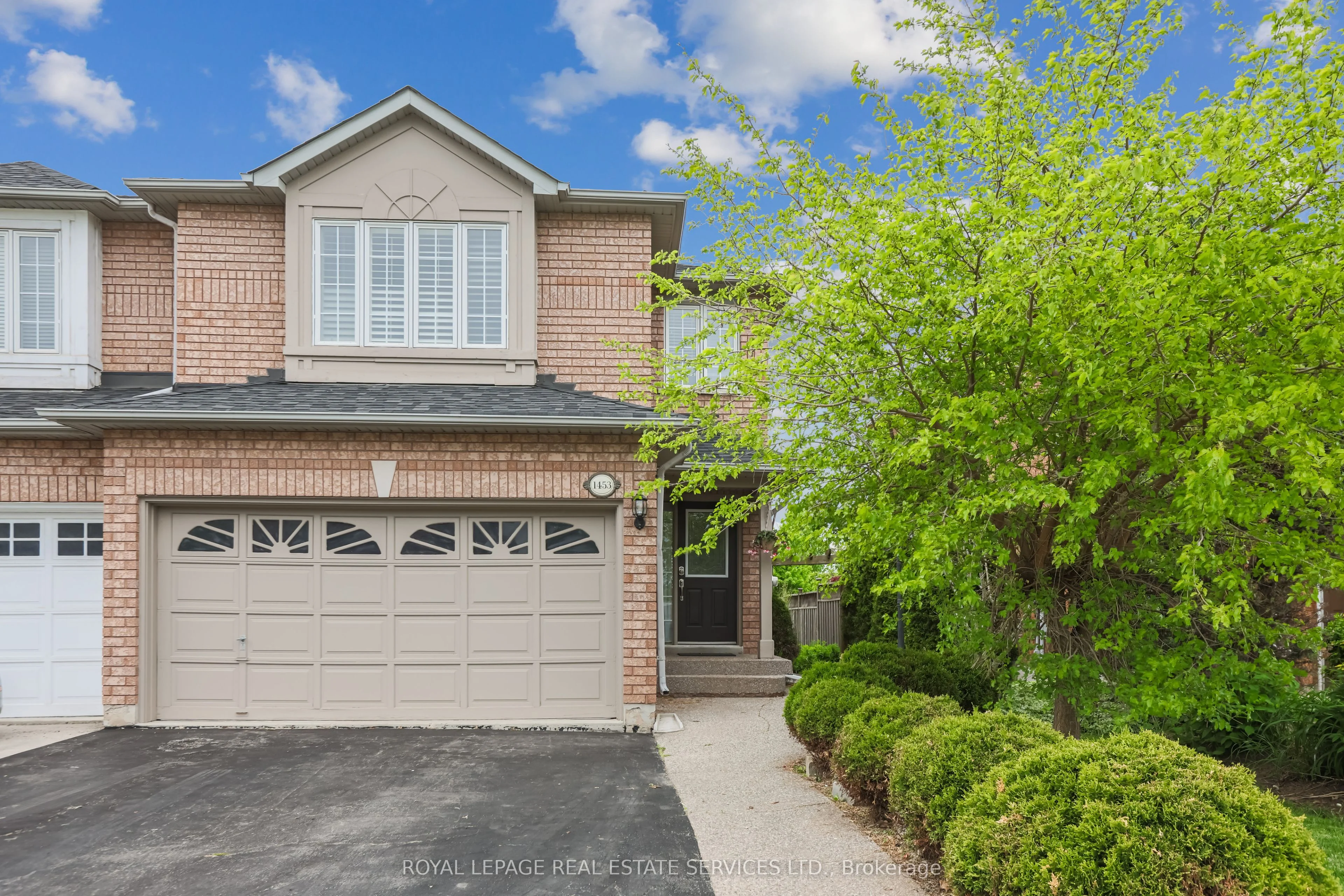1453 Pinecliff Road, Oakville, On L6m 3z2