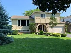 498 Vanguard Crescent, Oakville, ON L6L 5G7