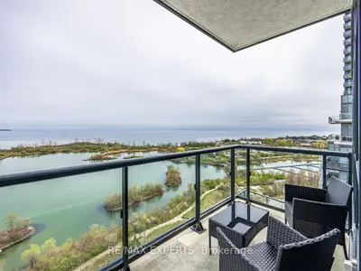 39 Annie Craig Drive 1716, Toronto W06, On M8v 0c5