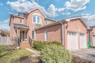 6045 Grossbeak Drive, Mississauga, On L5n 5w9