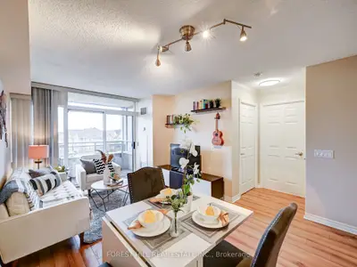 55 Strathaven Drive 308, Mississauga, On L5r 4g9