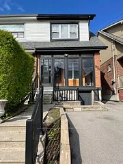976 St Clarens Avenue, Toronto W03, ON M6H 3X7