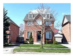 491 River Glen Boulevard, Oakville, ON L6H 6N6